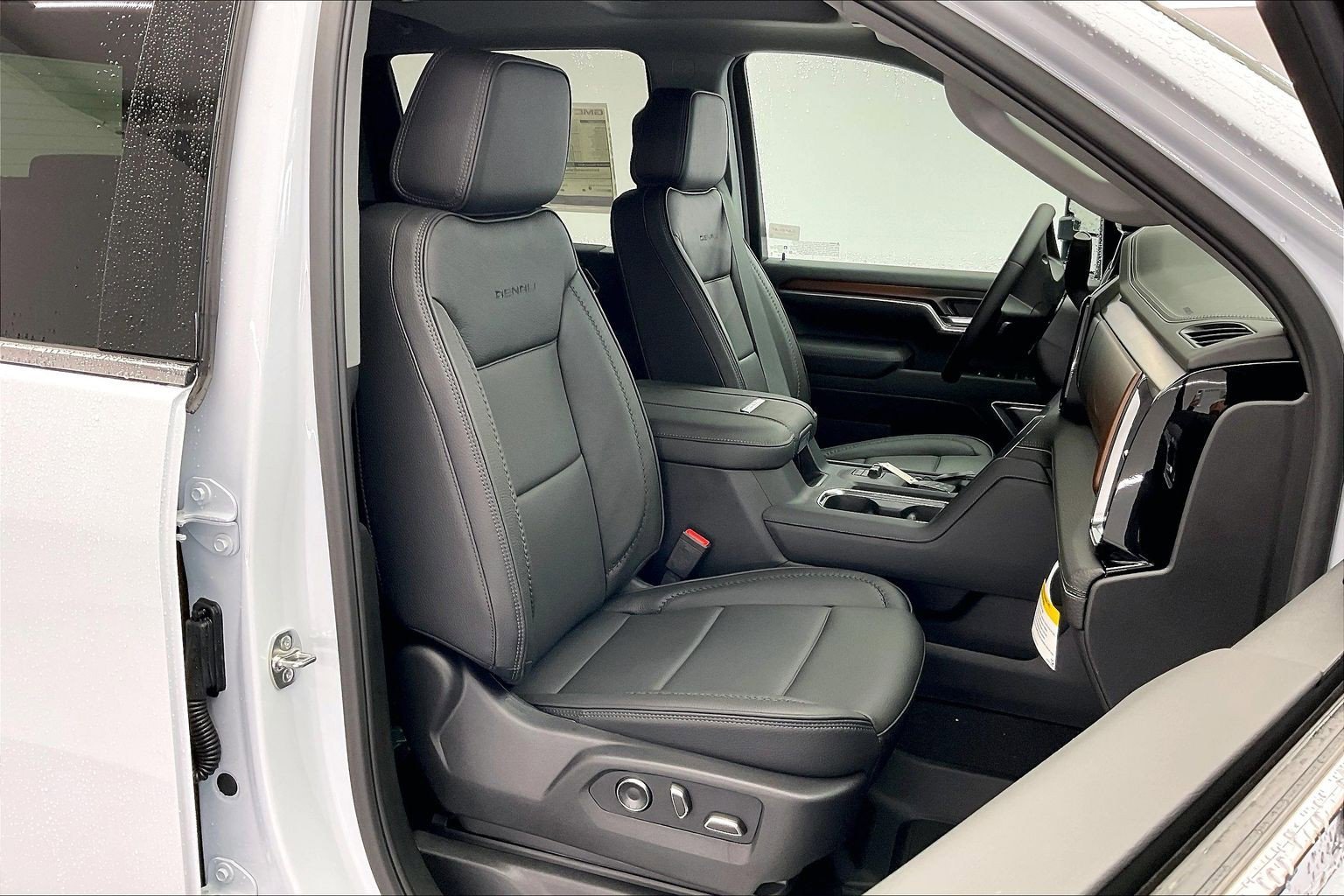 2026 GMC Sierra 2500HD Denali - Photo 9