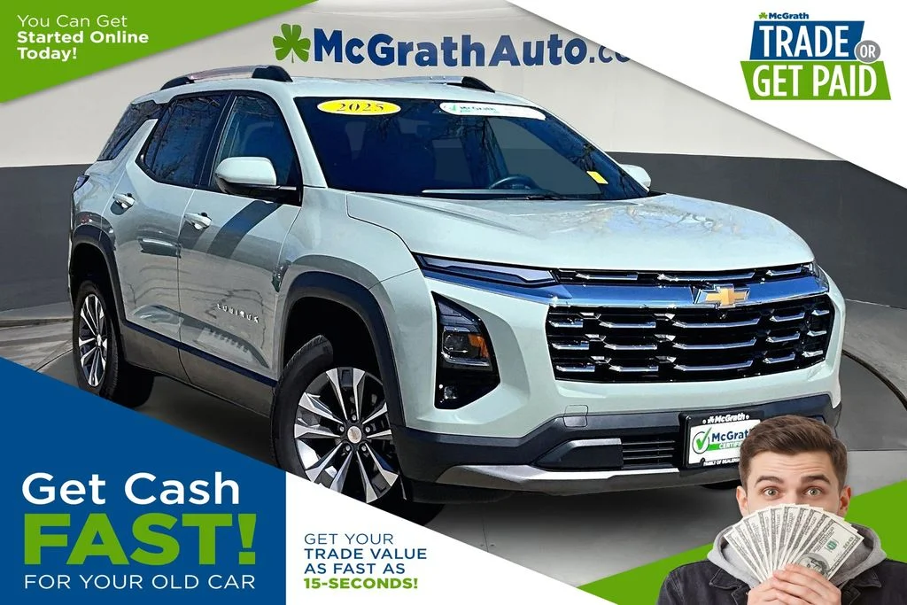 Used 2025 Green Chevrolet LT image 1