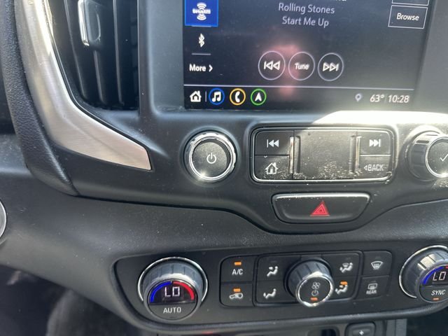 Used 2020 Silver GMC Denali image 16