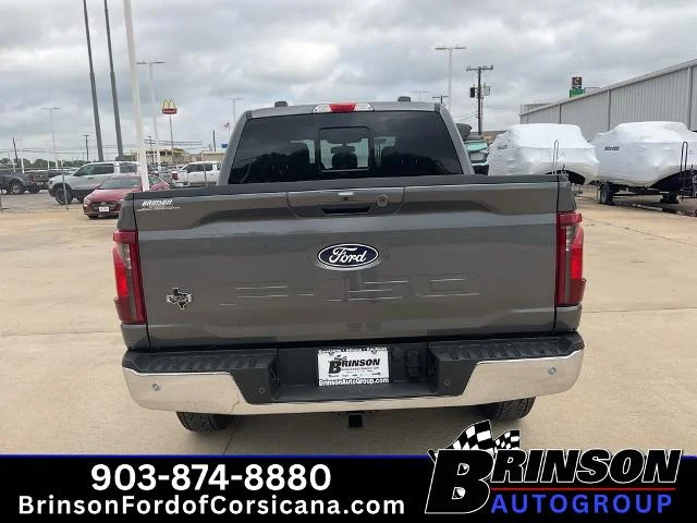 New 2026 Carbonized Gray Metallic Ford XLT image 24