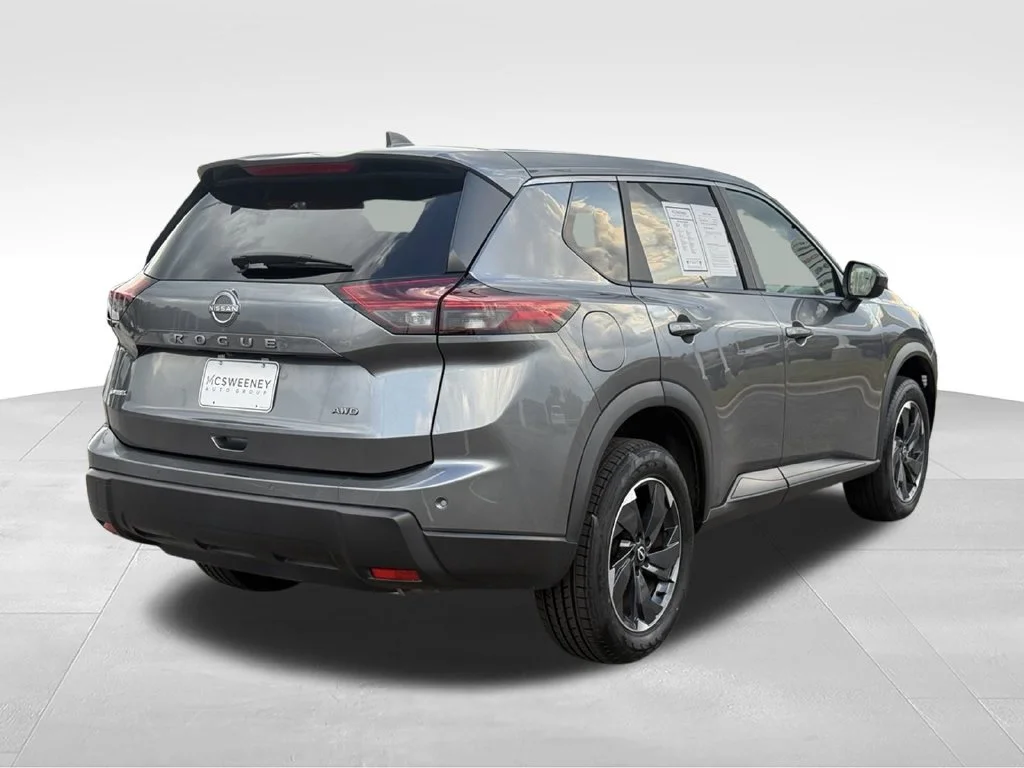 Used 2025 Gray Nissan SV image 28