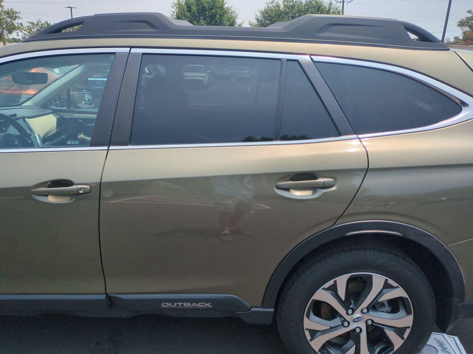 Used 2022 Autumn Green Metallic Subaru Limited image 33