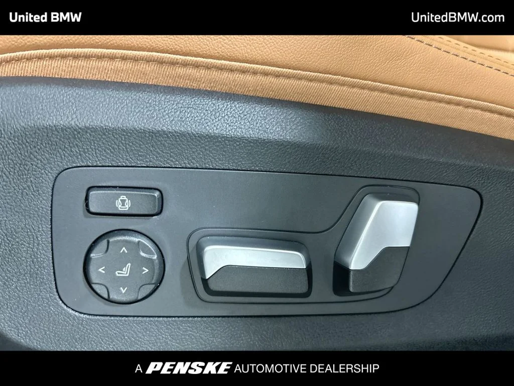 Used 2026 Alpine White BMW xDrive40i image 12