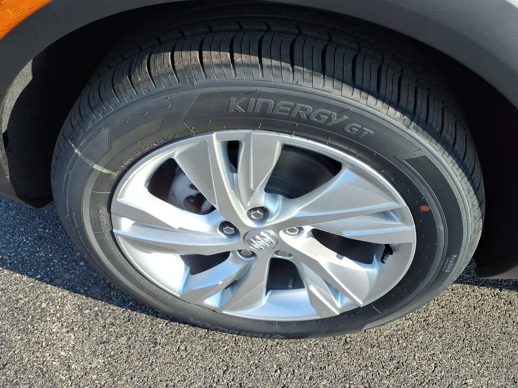 New 2026 Summit White Buick Preferred image 15