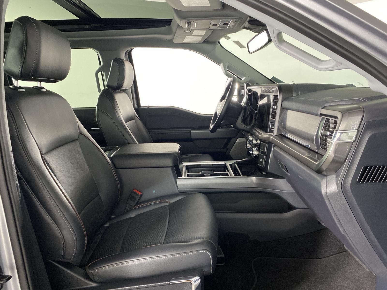 Used 2024 Iconic Silver Ford LARIAT image 30
