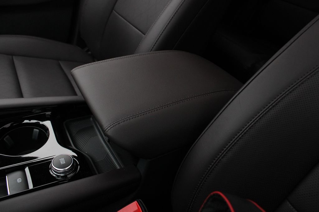 2026 Ford Explorer Platinum - Photo 21