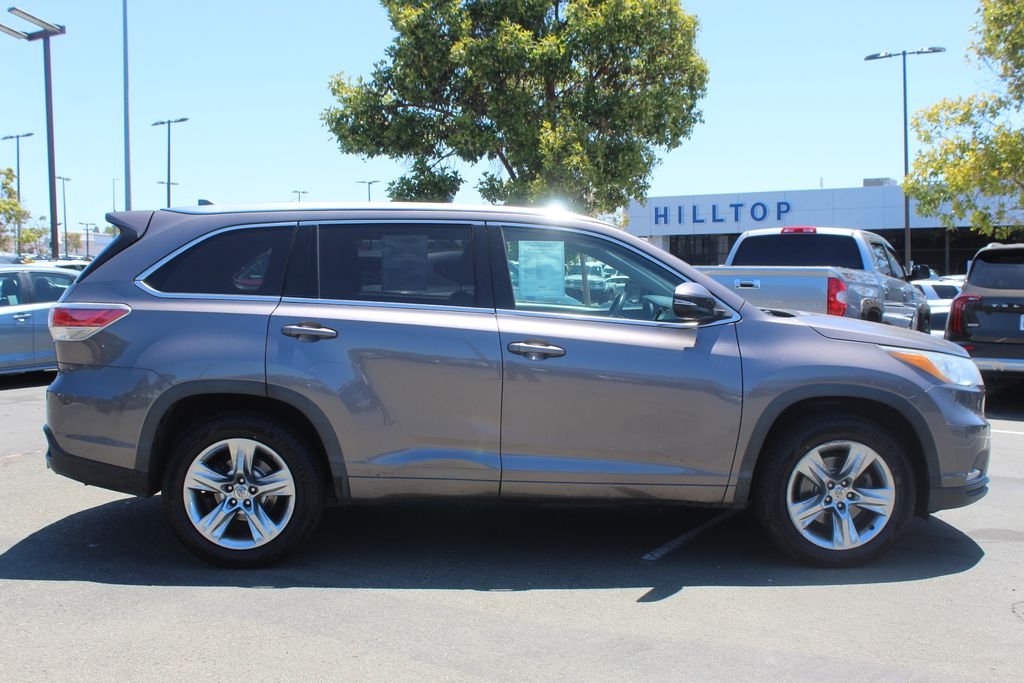 Used 2014 Gray Toyota Limited image 6