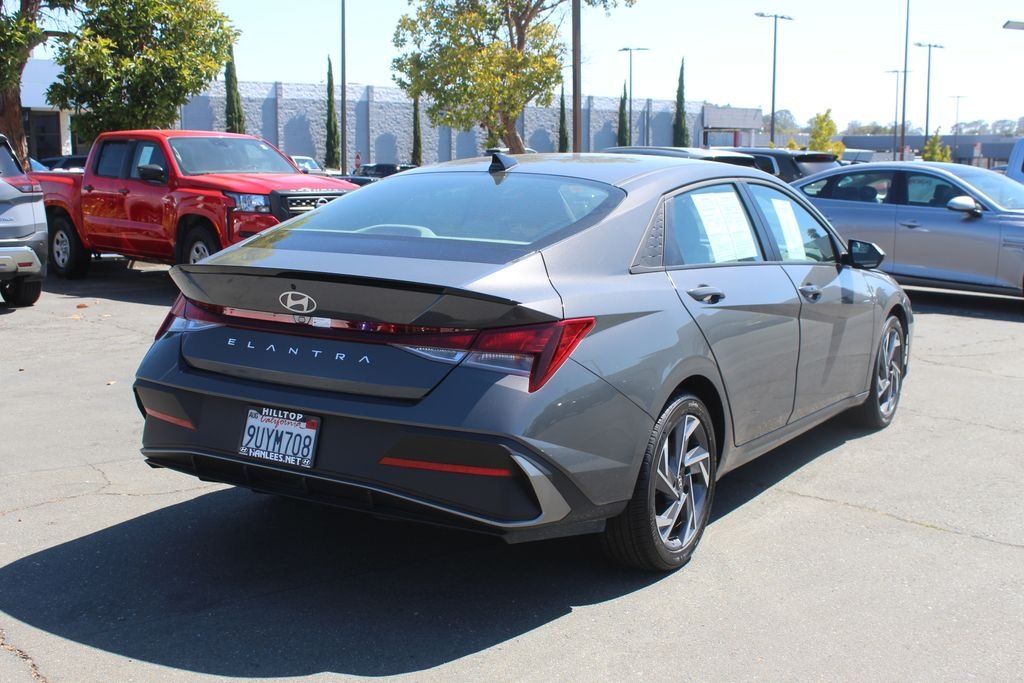 Certified Used 2025 Gray Hyundai SEL Sport image 7