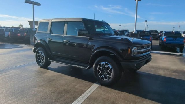New 2026 Shadow Black Ford Outer Banks® image 101