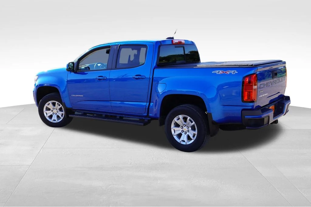 Used 2022 Blue Chevrolet LT image 8