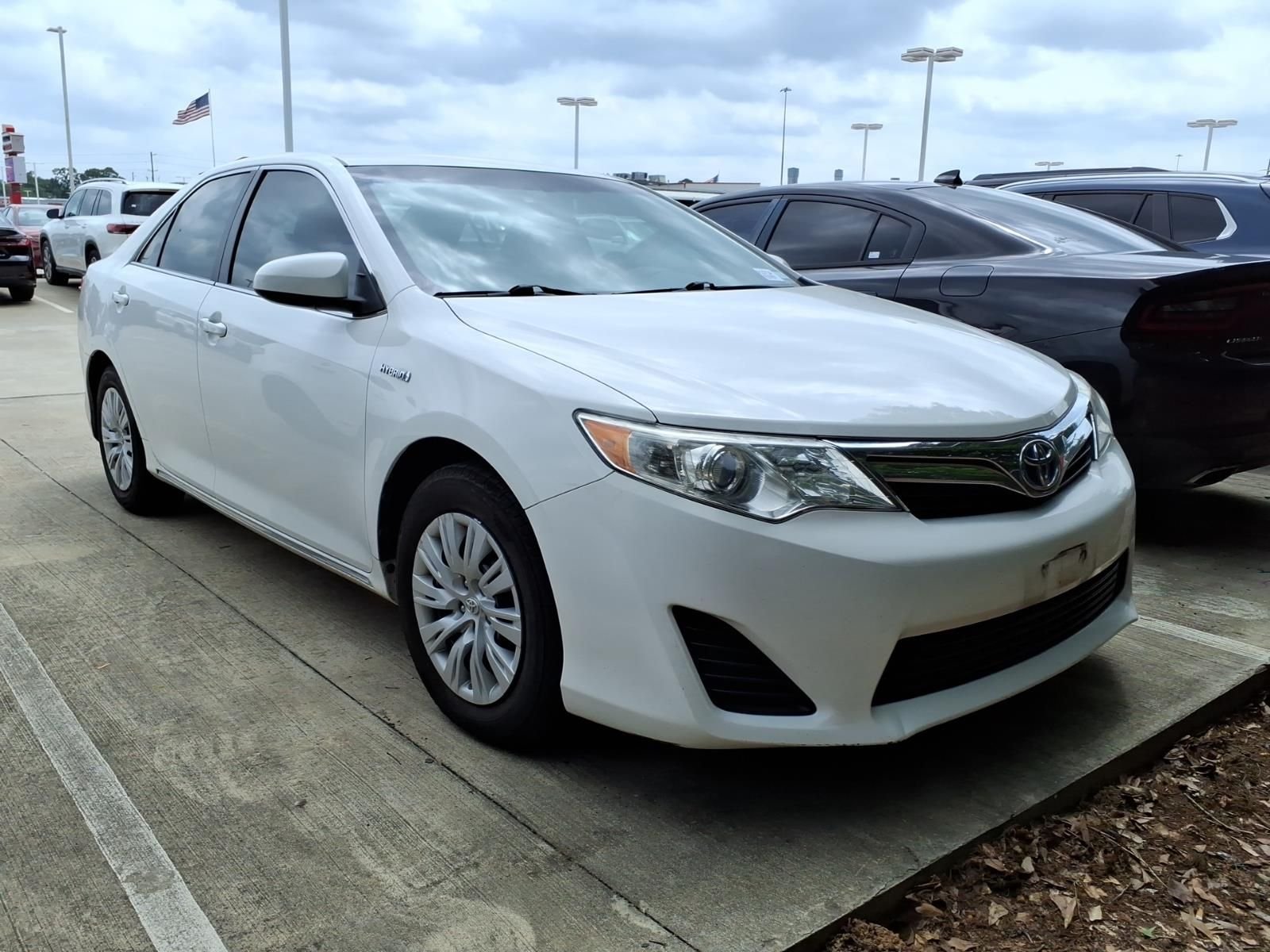 2013 Toyota Camry LE Hybrid