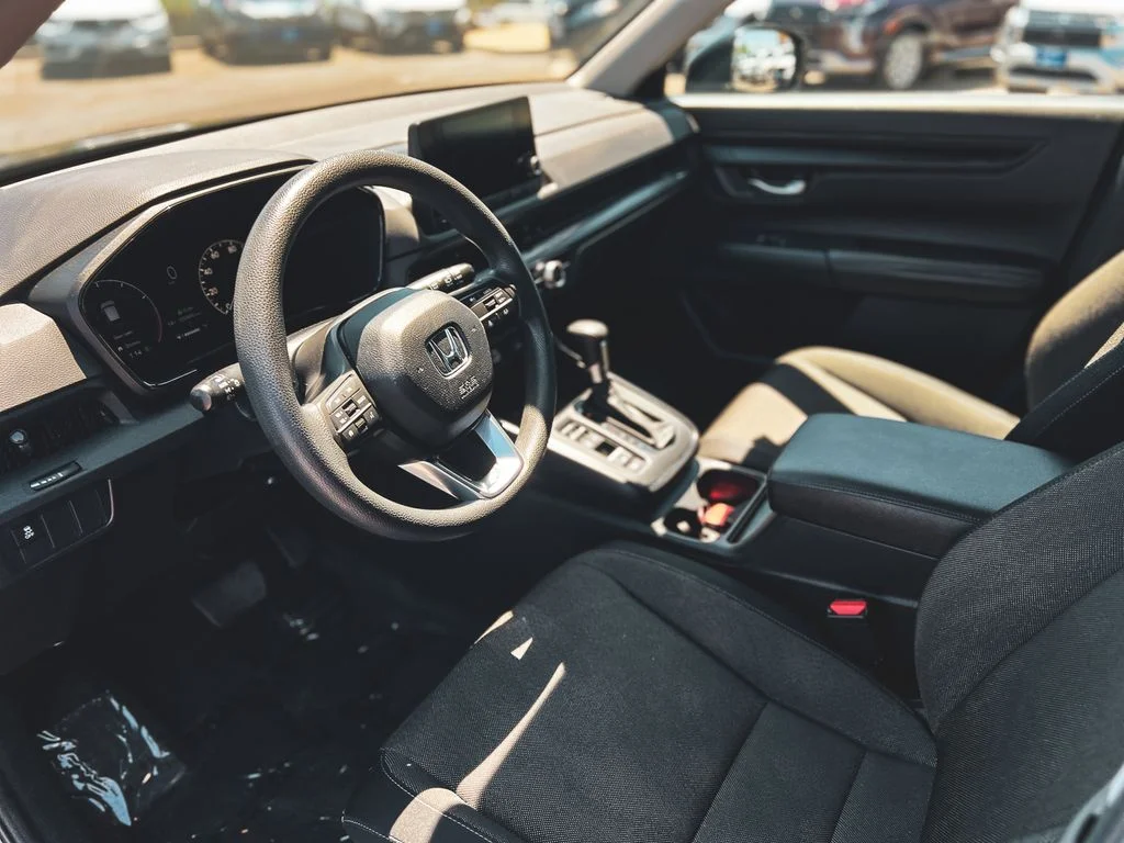 2024 Honda CR-V LX - Photo 15