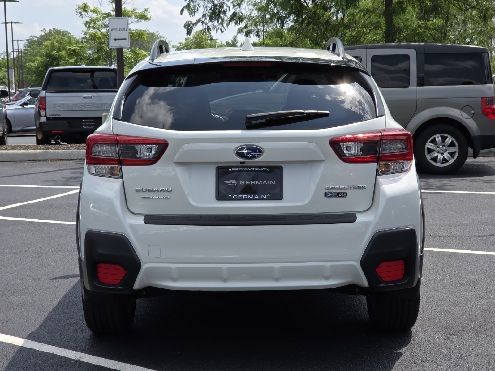 Used 2022 Crystal White Pearl Subaru Premium image 21