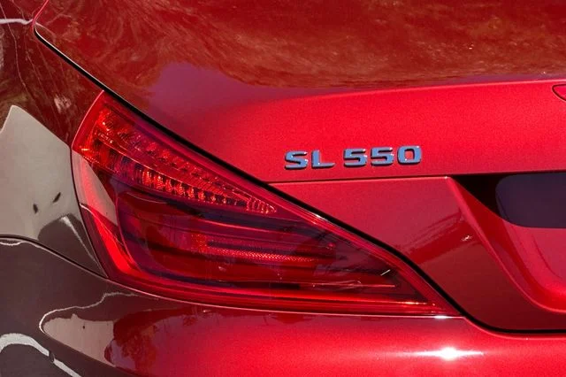 Used 2019  Mercedes-Benz SL 550 image 26