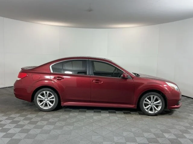 Used 2013 Red Subaru 2.5i image 4