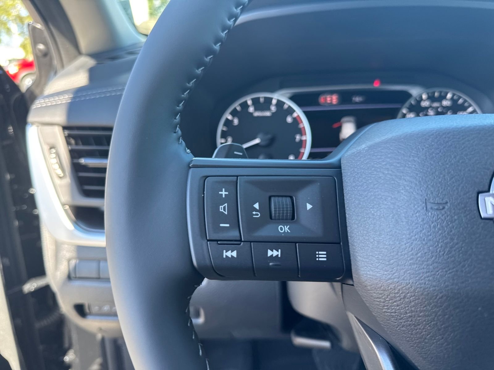 New 2026 Nissan Rogue SV 4D Sport Utility