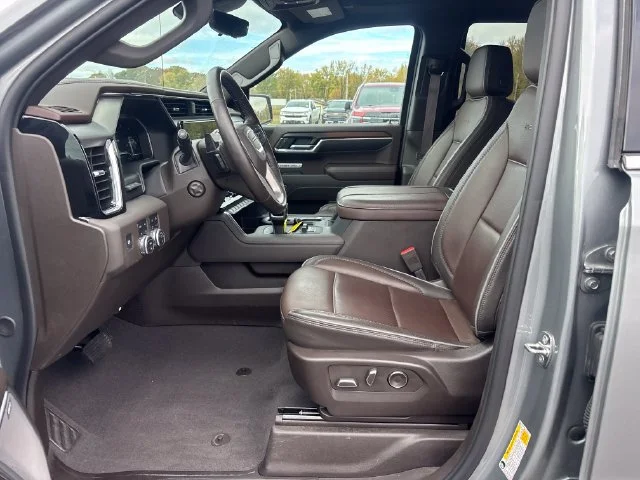 Used 2024 Sterling Metallic GMC Denali image 10