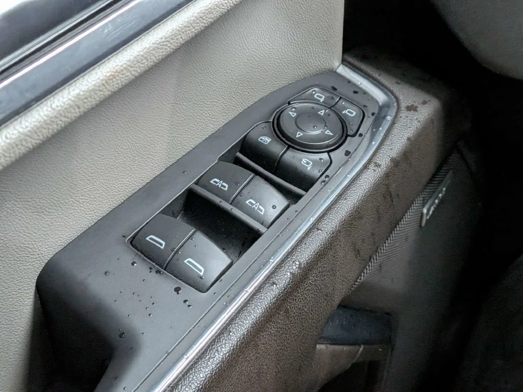 Certified Used 2024 Titanium GMC SLT image 19