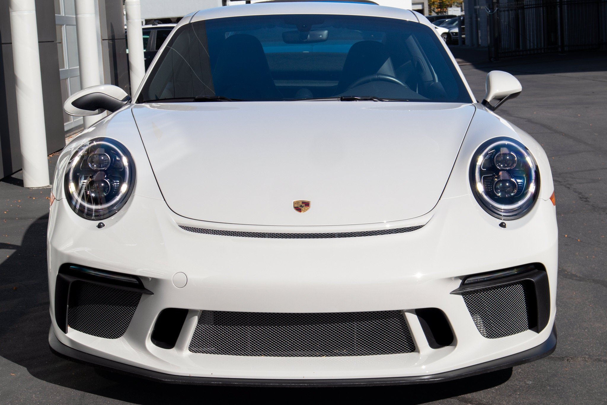 Used 2019 Chalk Porsche  image 9