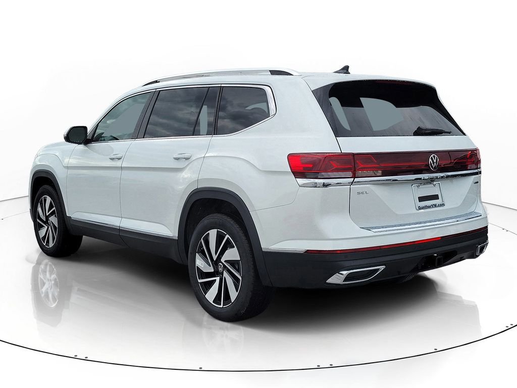 New 2026 White/off-white Volkswagen SE w/Technology image 2