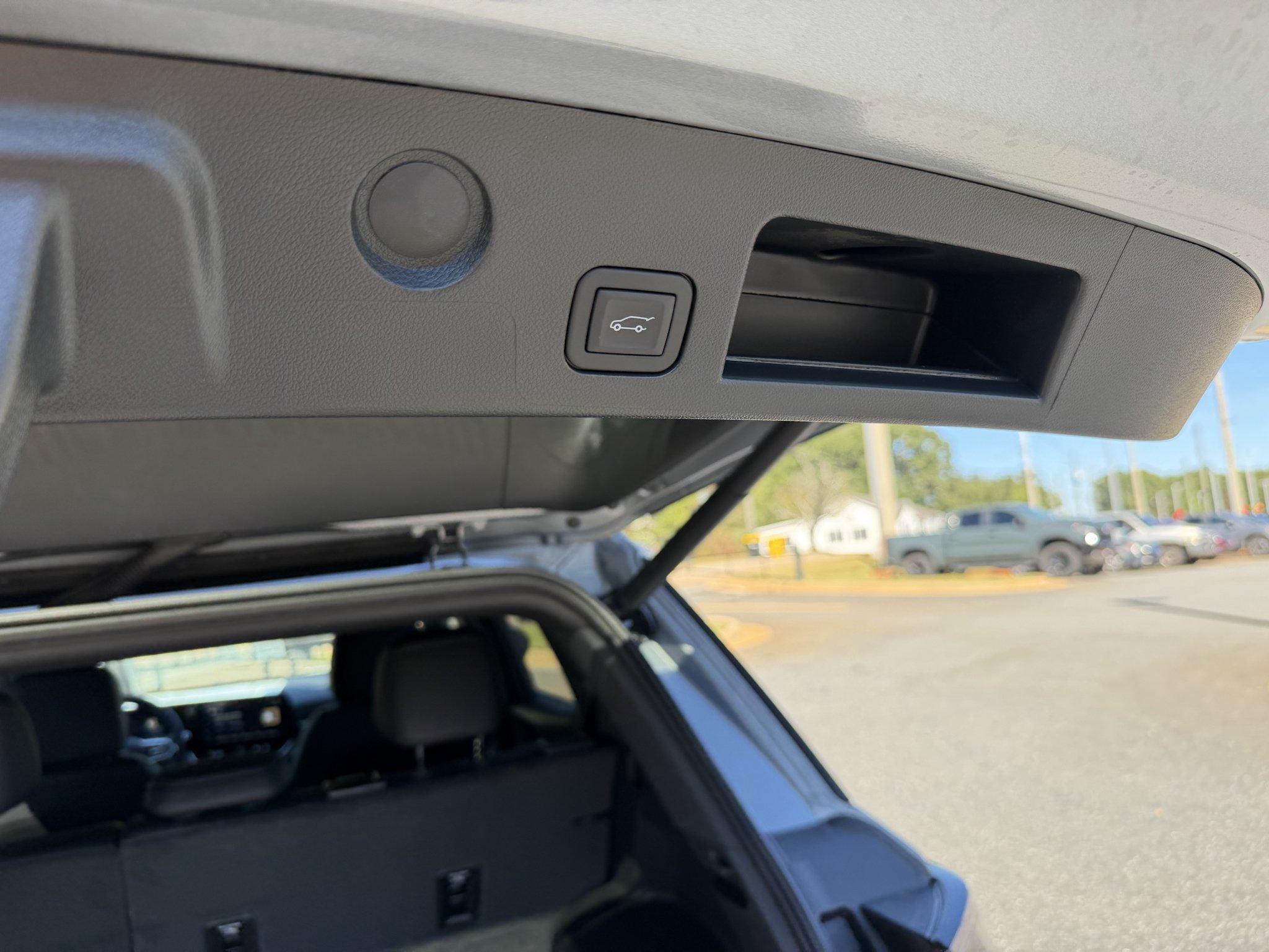 2027 Chevrolet Equinox LT - Photo 21