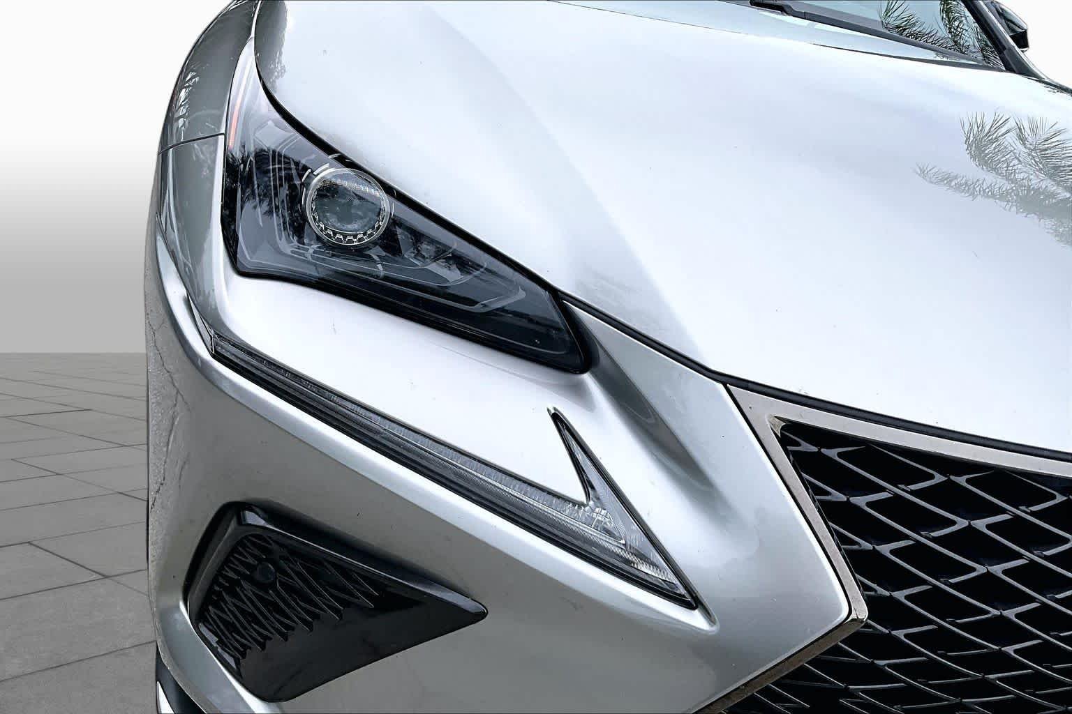 Used 2019 Atomic Silver Lexus F SPORT image 28