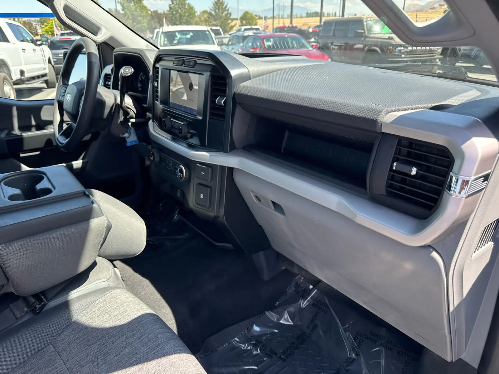 Certified Used 2023 Oxford White Ford XL image 17