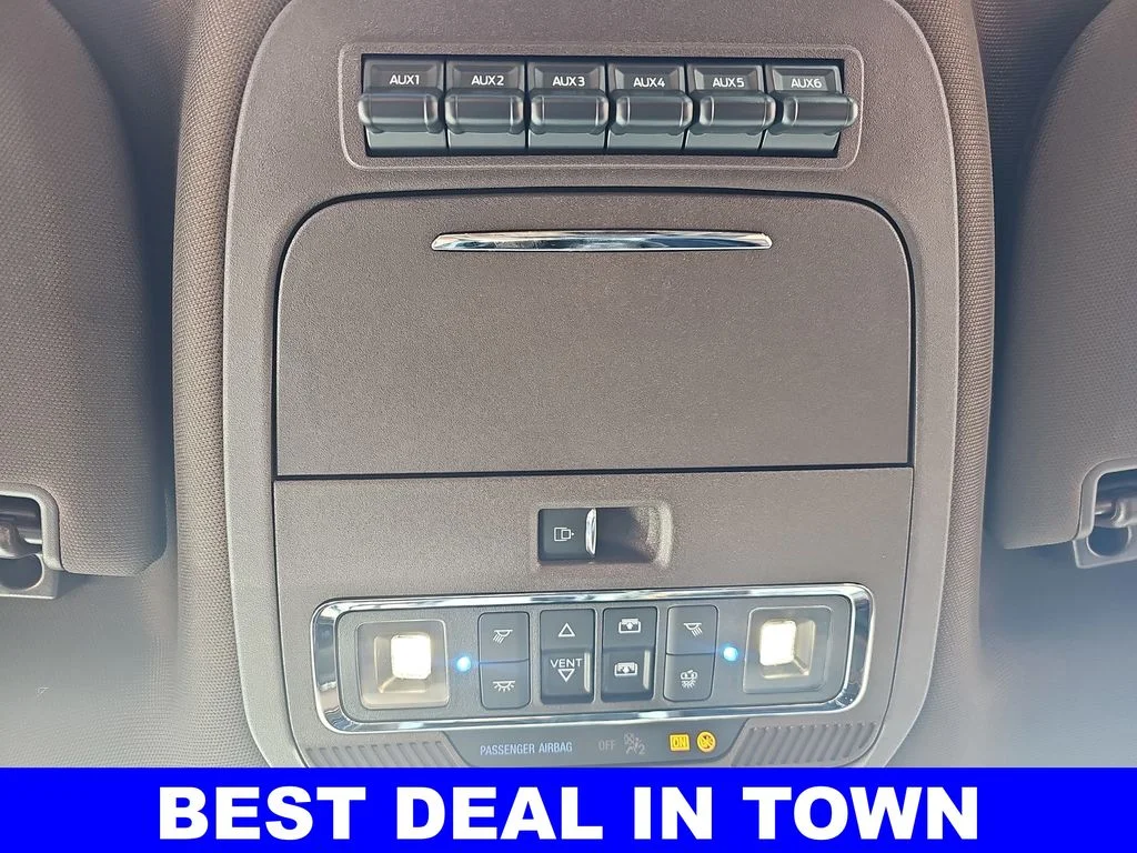 New 2026 Ruby Red Metallic Tinted Clearcoat Ford F-250® King Ranch® image 31