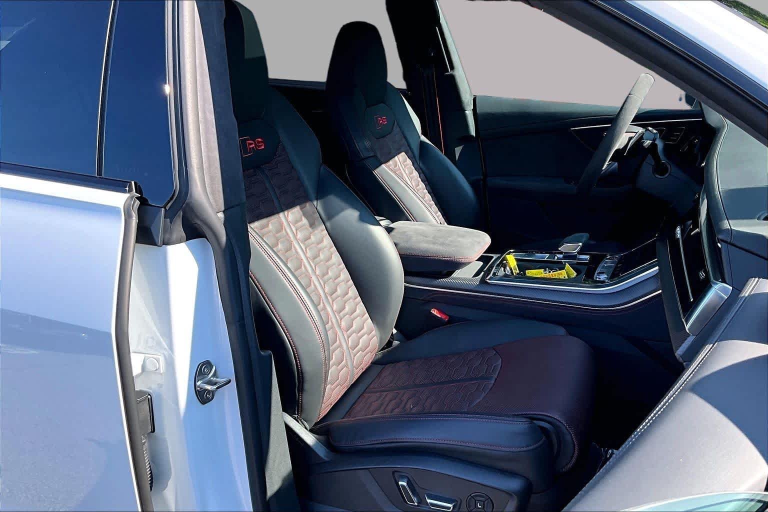 Pre-Owned 2025 Audi RS Q8 Performance