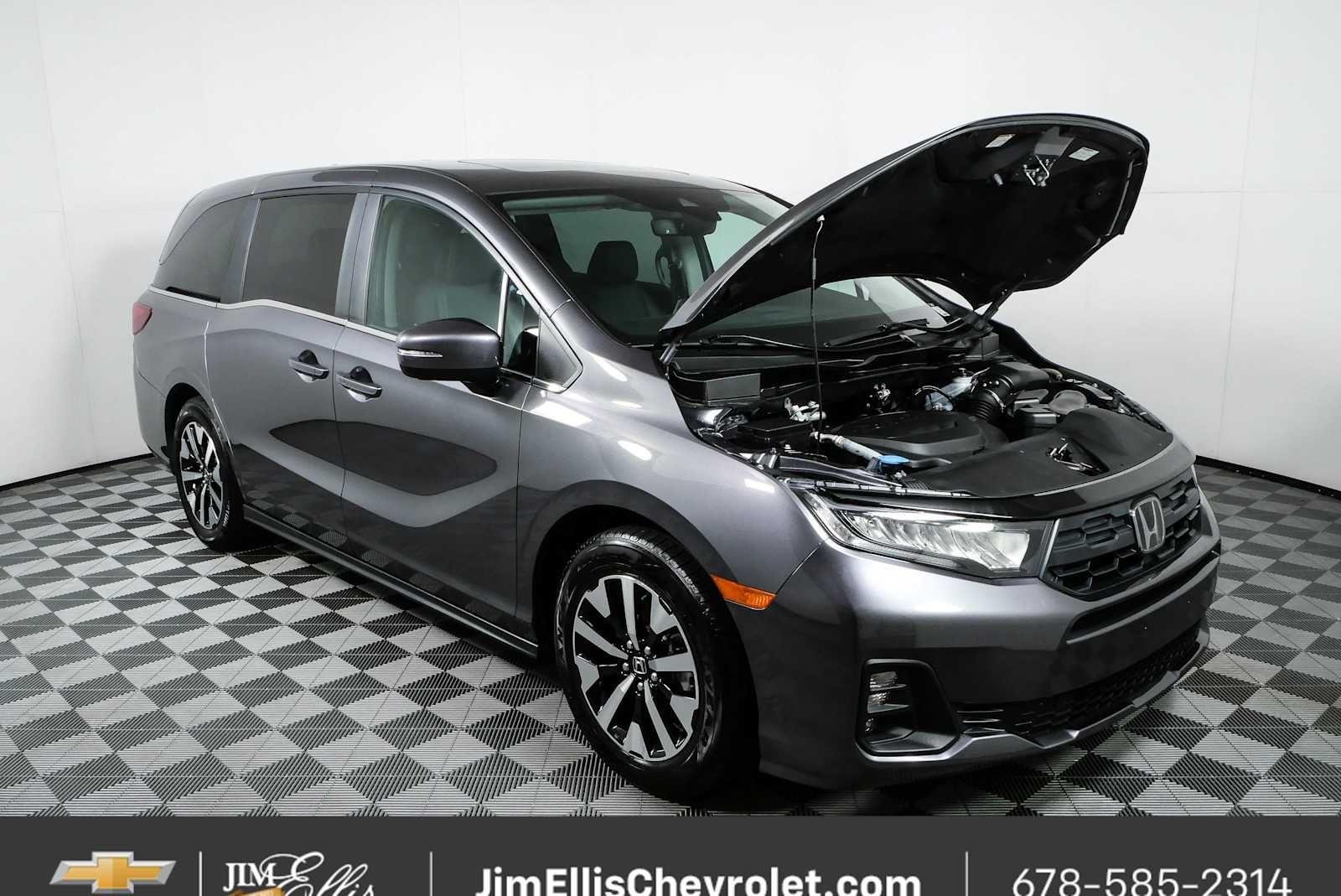 2025 Honda Odyssey EX-L - Photo 36