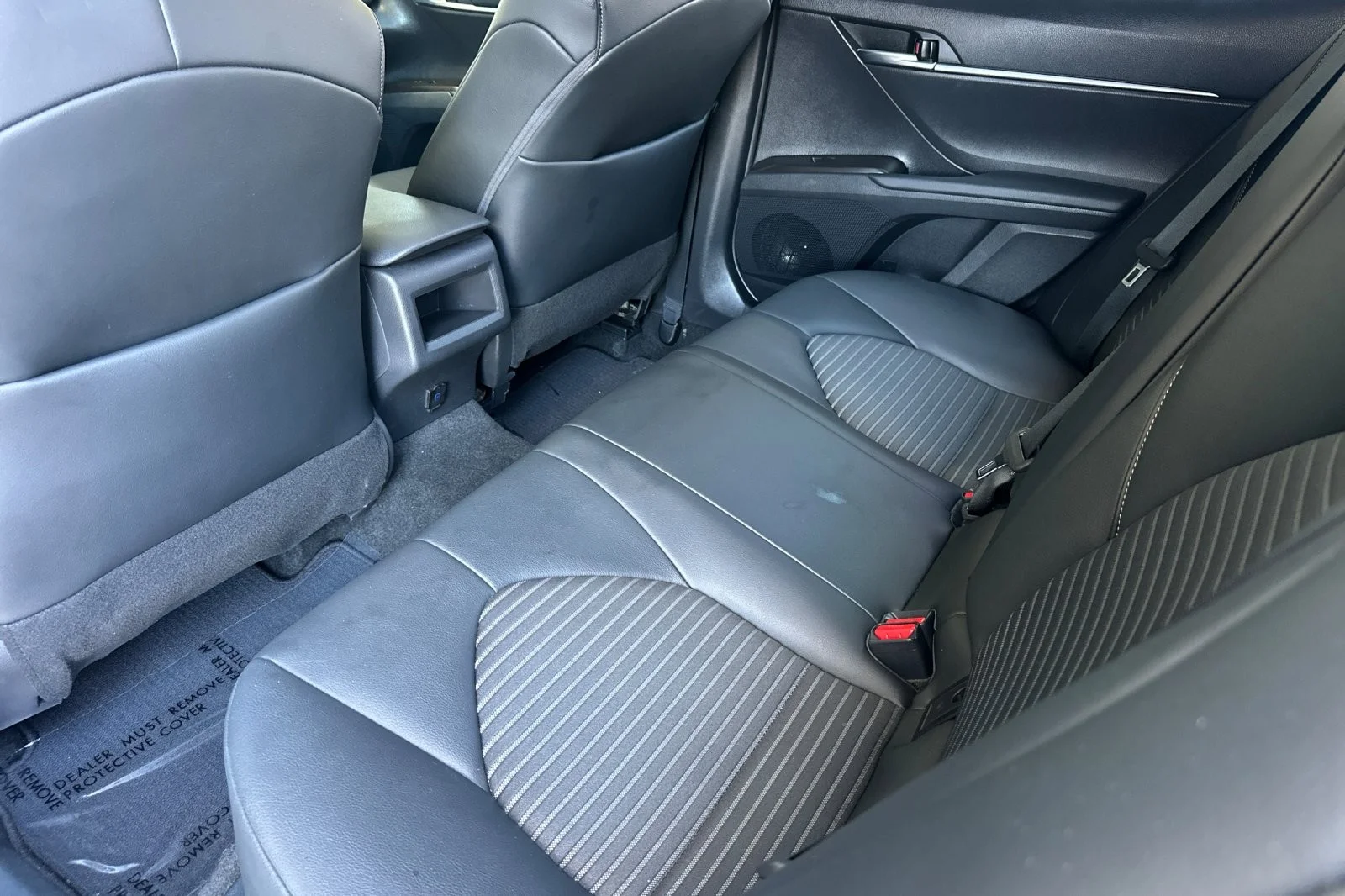 Certified Used 2022 PRE DAWN MICA Toyota SE image 11