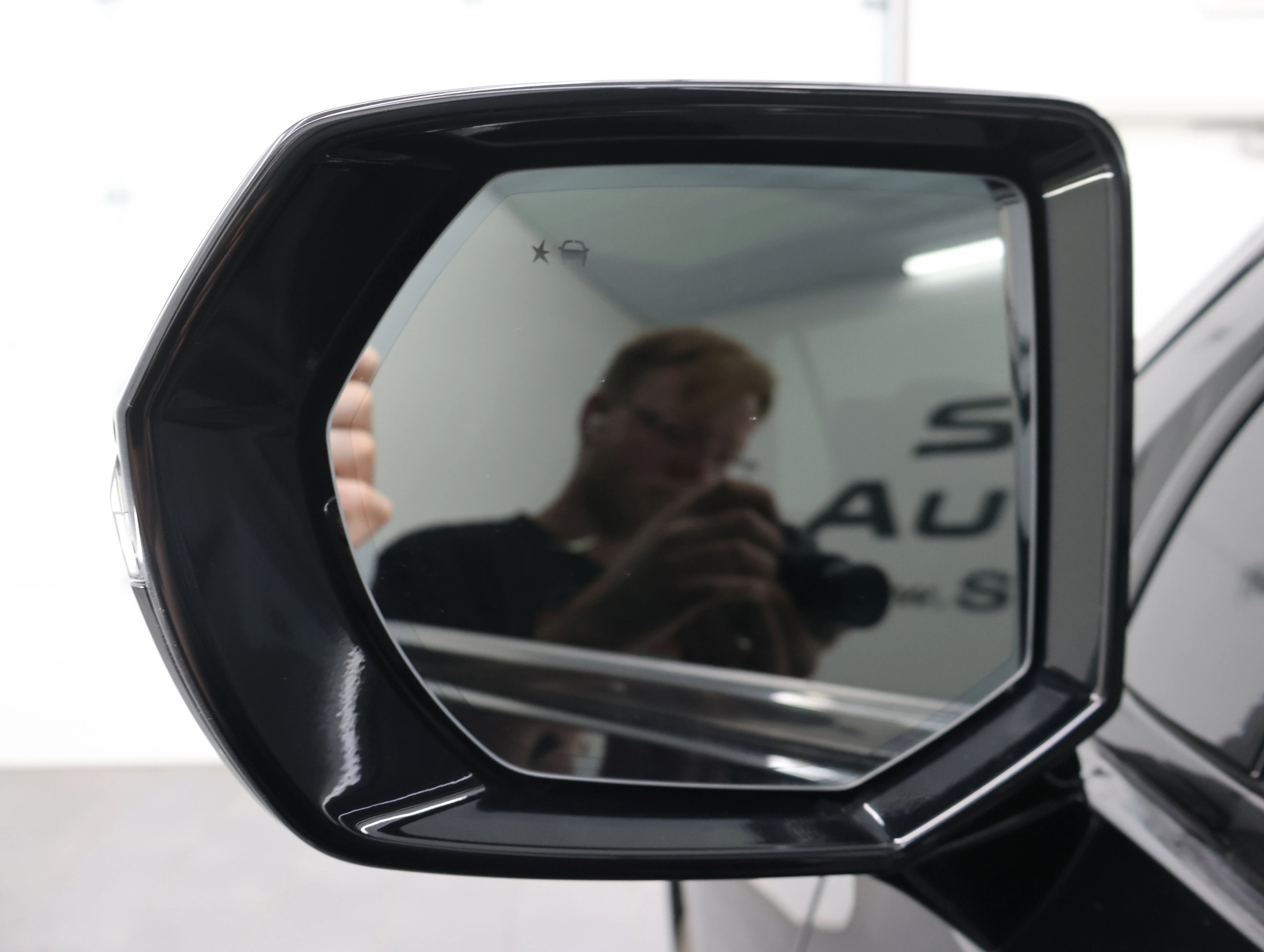 Used 2021 Black Raven Cadillac Sport Platinum image 48