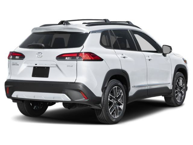New 2026 Wind Chill Pearl <sup>1</sup> Toyota  XLE image 2