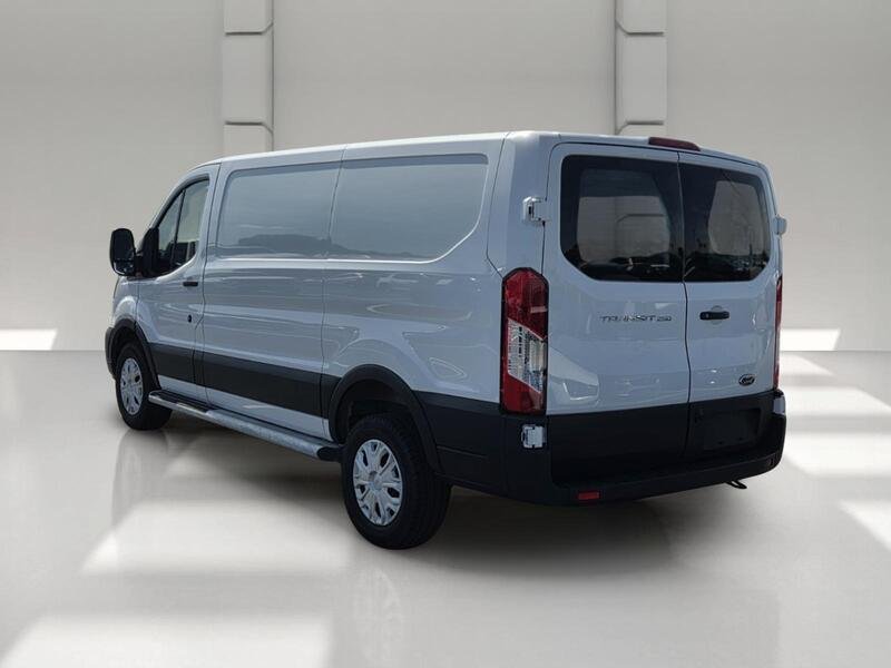 Used 2025 Oxford White FORD T-250 130" LOW RF 9070 GVWR RWD image 3