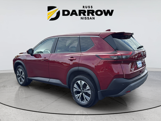 Used 2023 Red Nissan SV image 3