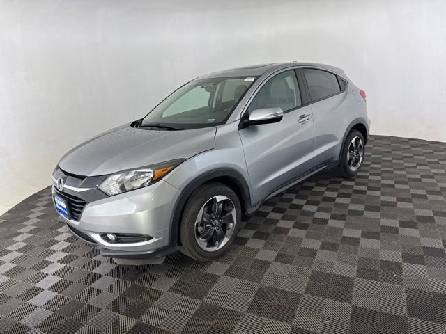 Used 2018 Silver Honda EX image 4