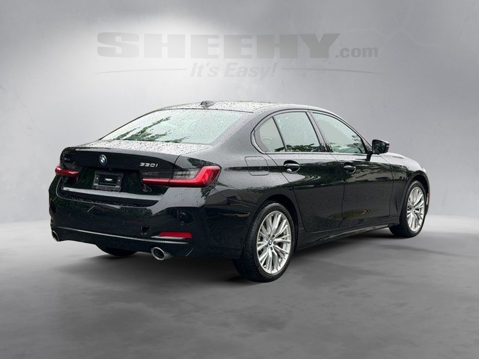 Used 2023 Black BMW 330i xDrive image 16