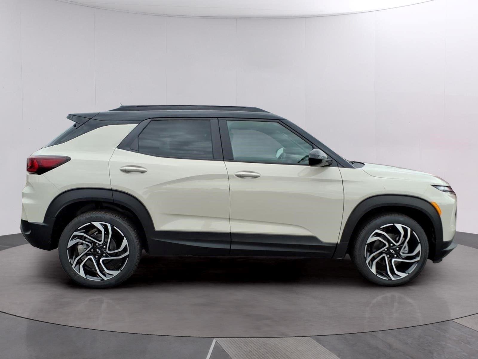 New 2026 White Sands Chevrolet RS image 6