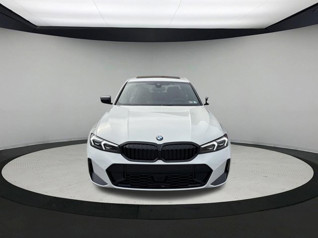 New 2026 Alpine White BMW 330i xDrive image 3