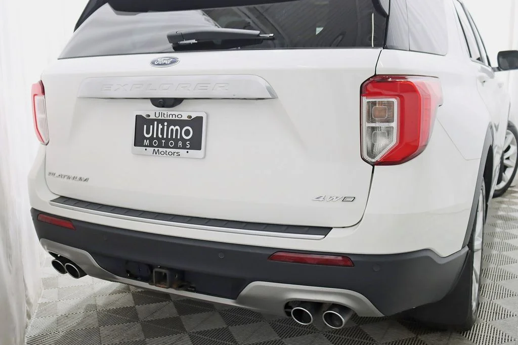 Used 2022 White Ford Platinum image 12
