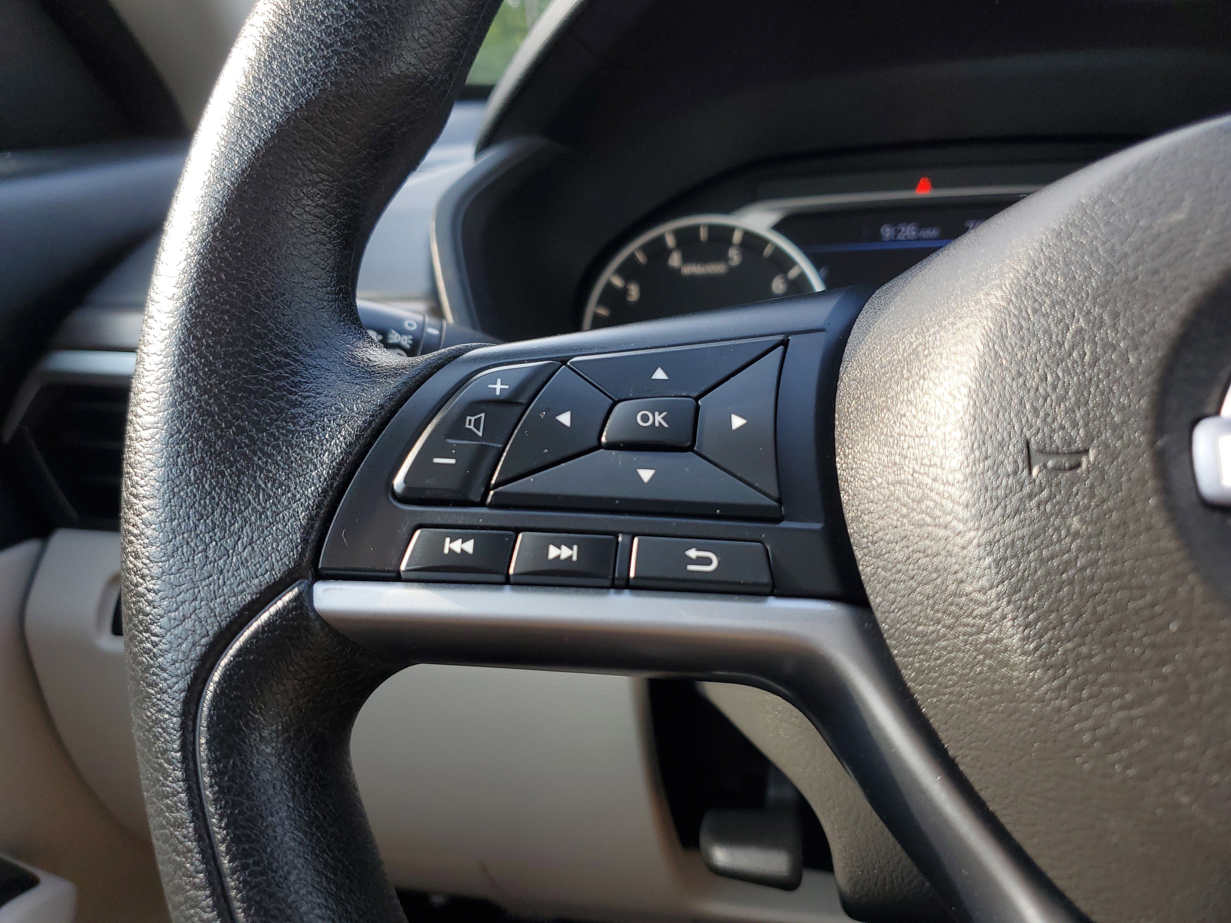 Used 2025 Blue Nissan 2.5 SV image 18