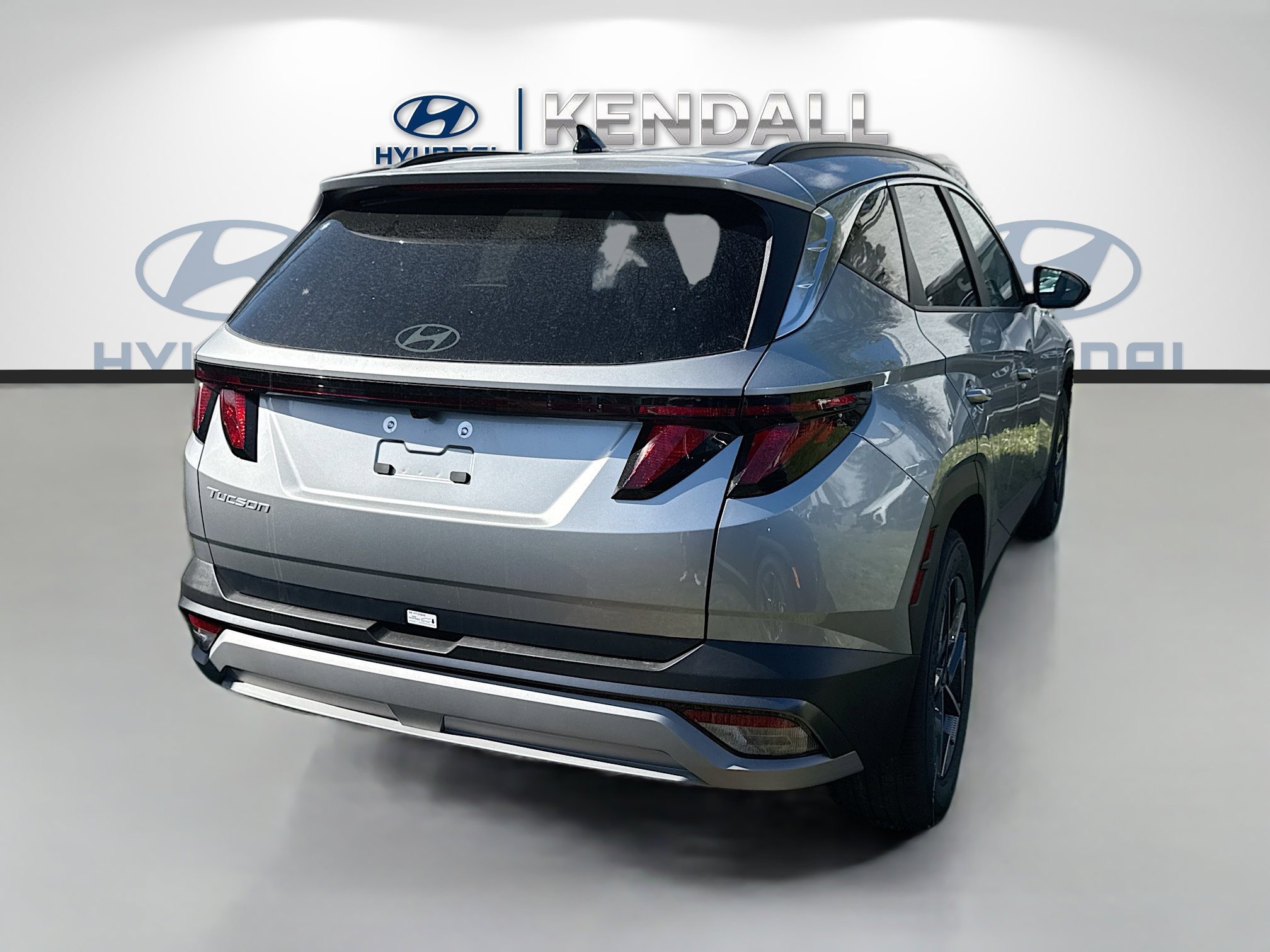 New 2026 Shimmering Silver Hyundai SEL FWD image 31