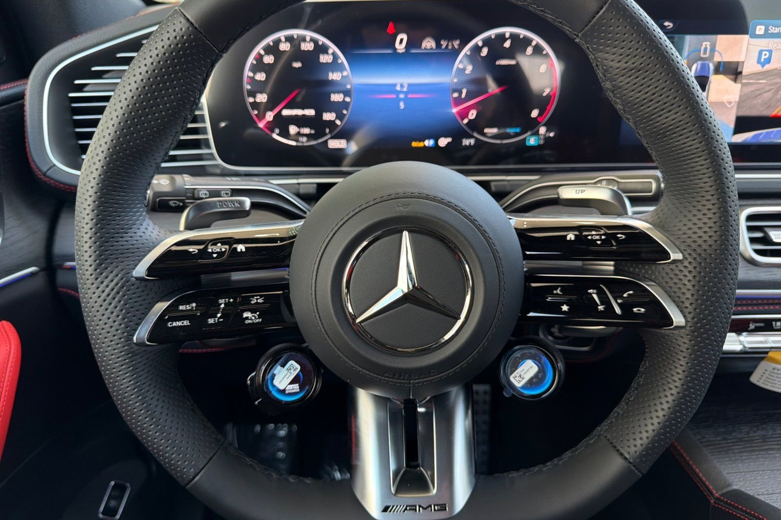 New 2026 Polar White Mercedes-Benz GLE 53 AMG® image 25
