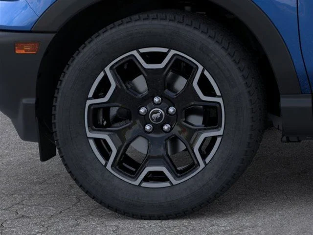 New 2025 Velocity Blue Metallic Ford Outer Banks image 19