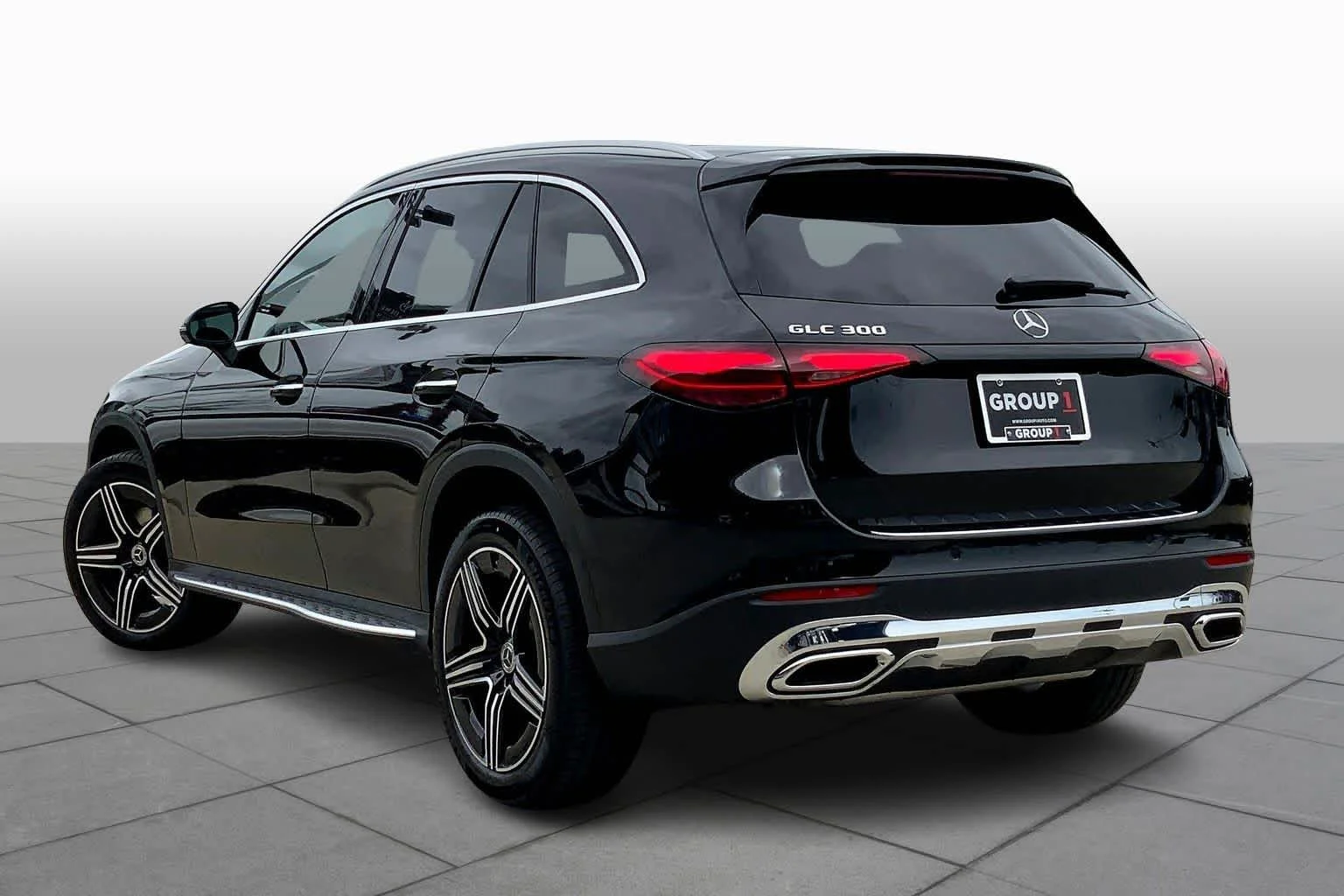 New 2026 Obsidian Black Metallic Mercedes-Benz GLC 300 image 12