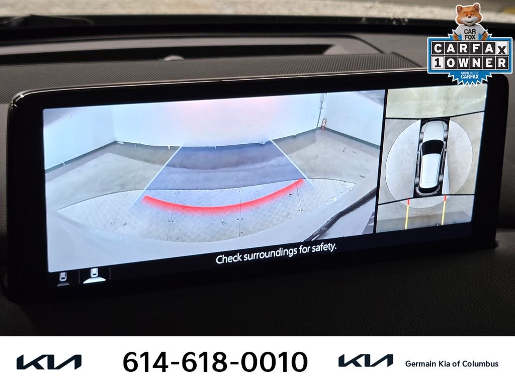 Used 2021 White Mazda Signature image 34