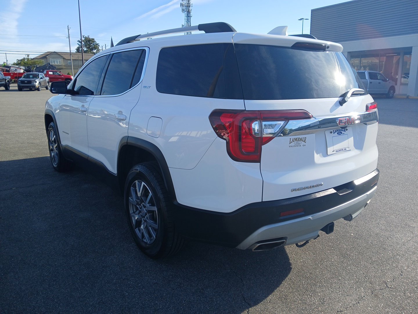 Used 2023 Summit White GMC SLT image 6