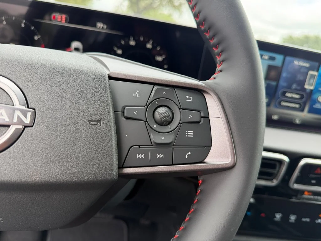 New 2027 Gray Nissan SR image 25