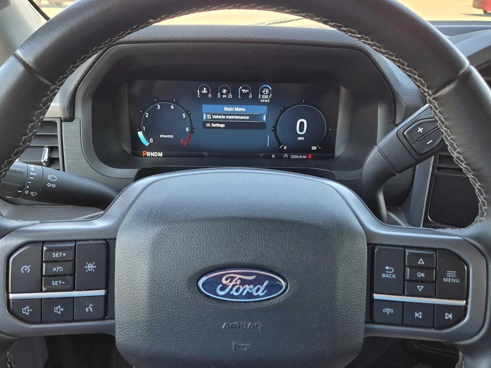 Used 2025 Oxford White Ford XLT 4WD SuperCrew 5.5
