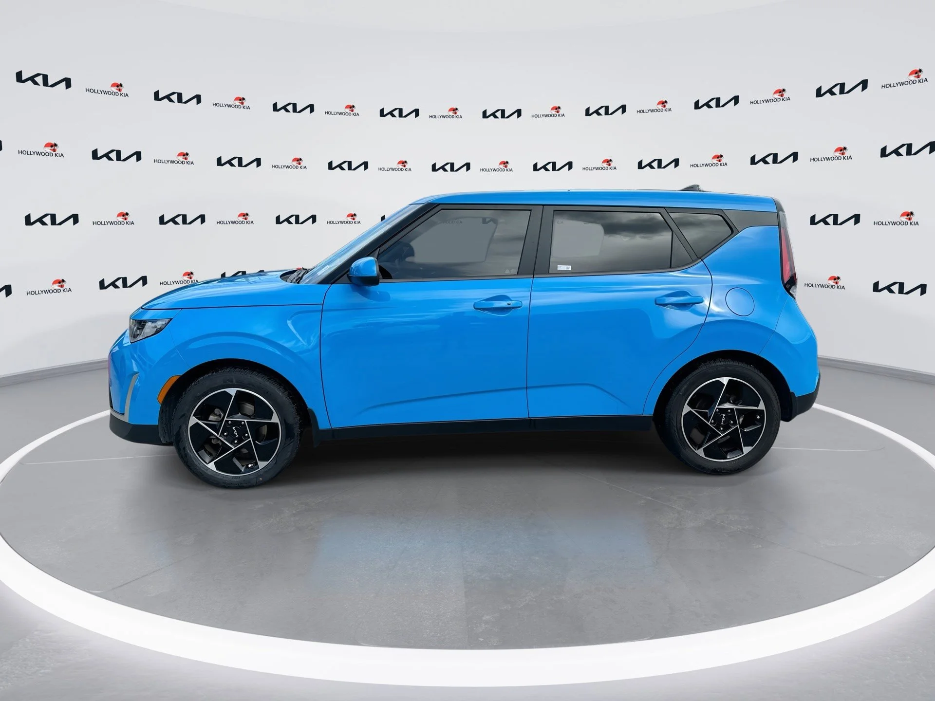 Certified Used 2023 Surf Blue Kia EX image 5